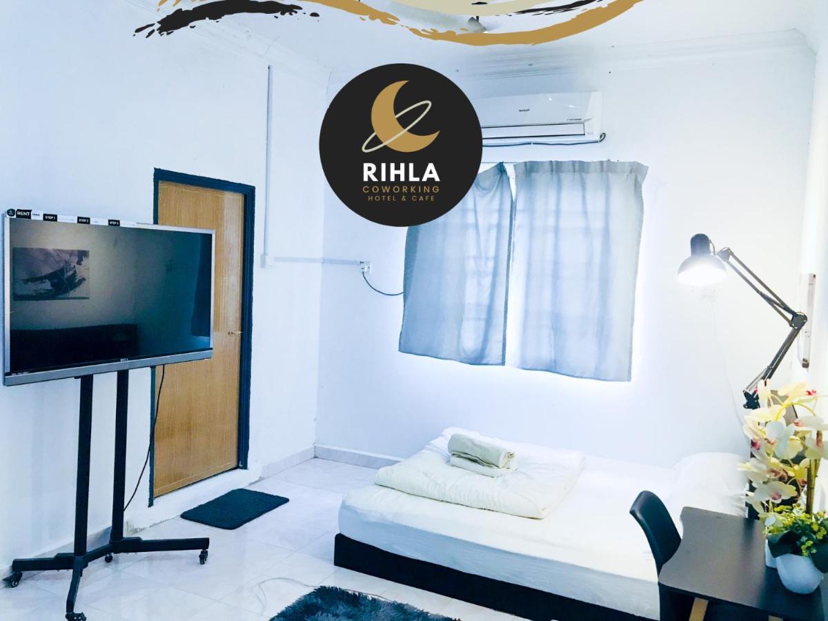 Rihla Dataran Tengah Hostel Gua Musang Bagian luar foto