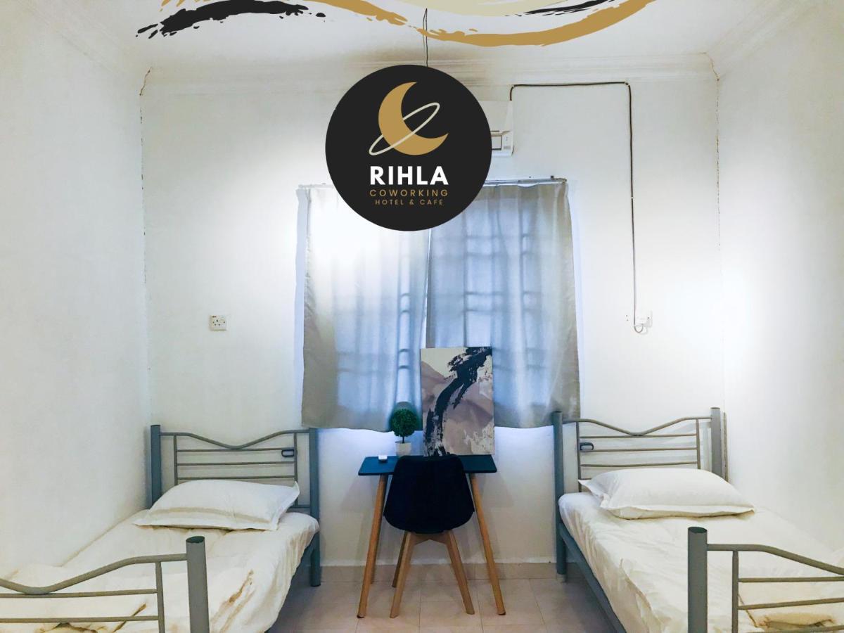 Rihla Dataran Tengah Hostel Gua Musang Bagian luar foto