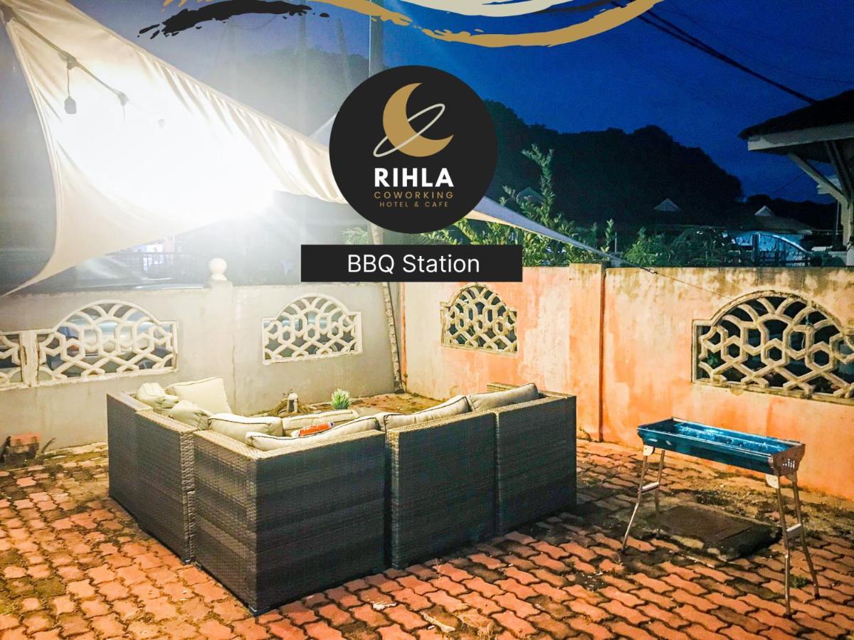 Rihla Dataran Tengah Hostel Gua Musang Bagian luar foto